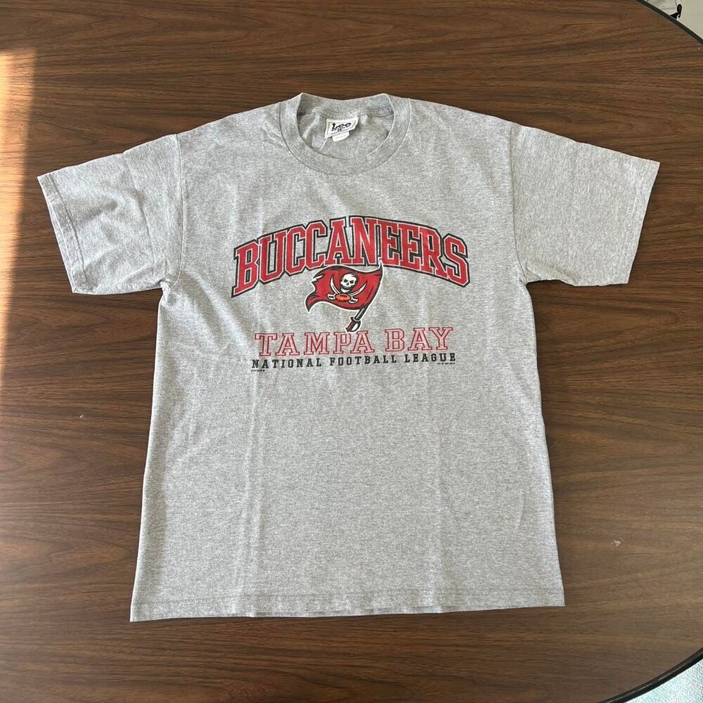 1997 Lee Sport Nutmeg grey Tampa Bay Buccaneers NFL T-Shirt